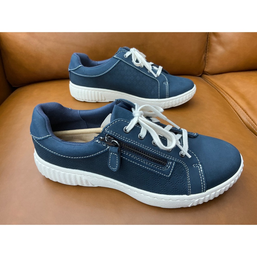 Clarks Caroline Ayla Sneaker Womens Size 8 Wide Navy New Perforated Leather